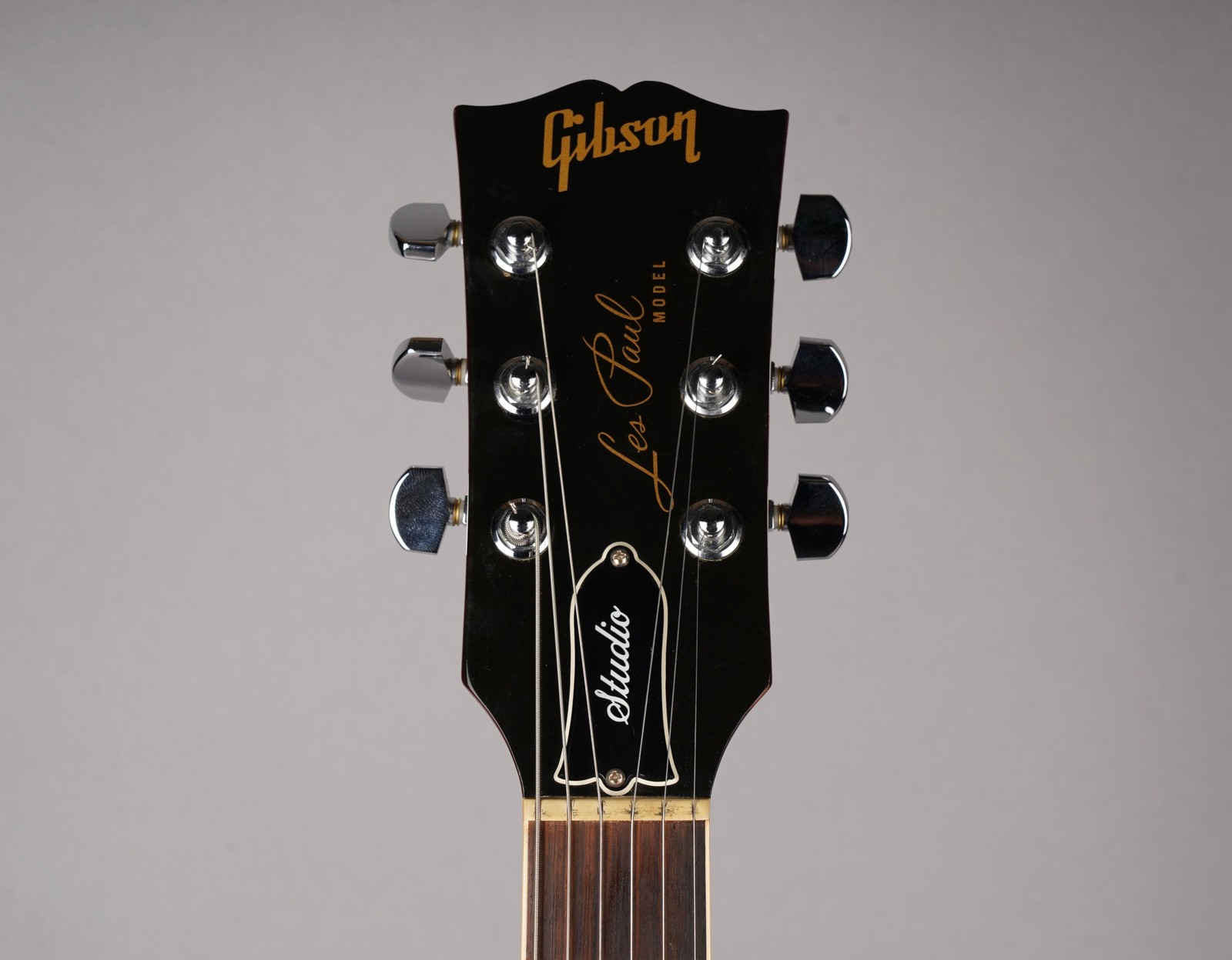 Gibson Custom Shop Edition Les Paul Studio Standard – 1983 – Cherry Sunburst