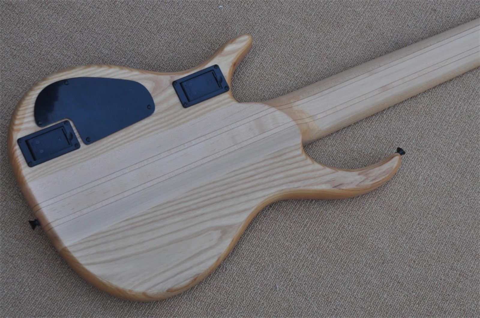 6 String Neck Through Multiscale Electric Bass Flame Maple Veneer Customizable