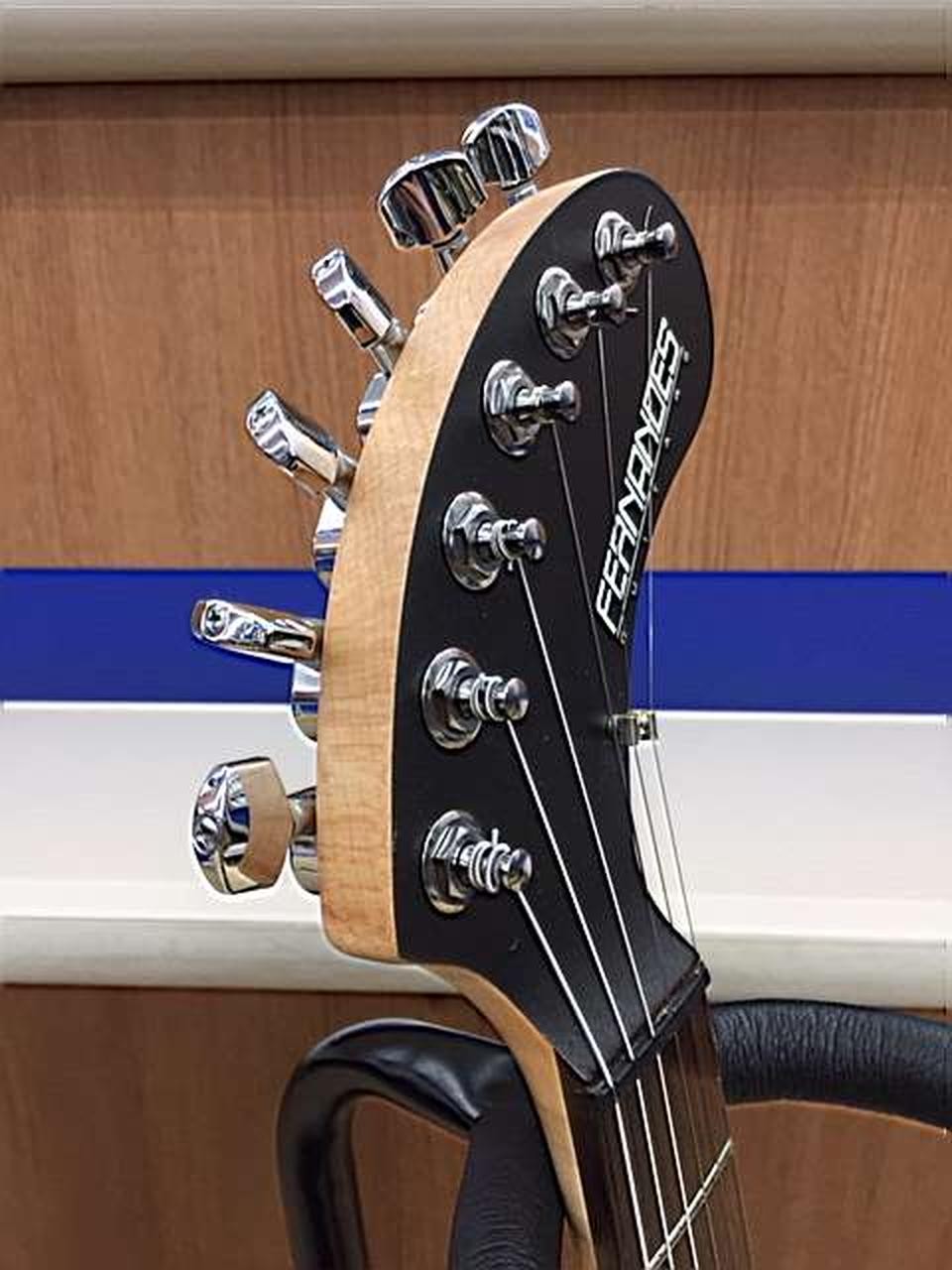 FERNANDES DIGI-ZO HYPER Electric Guitar with Built-in Amplifier