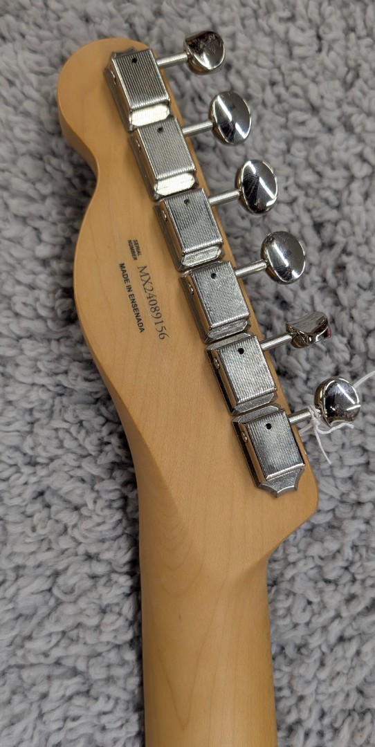 Fender Player II Telecaster guitar, Rosewood Fingerboard, Aged Cherry Burst
