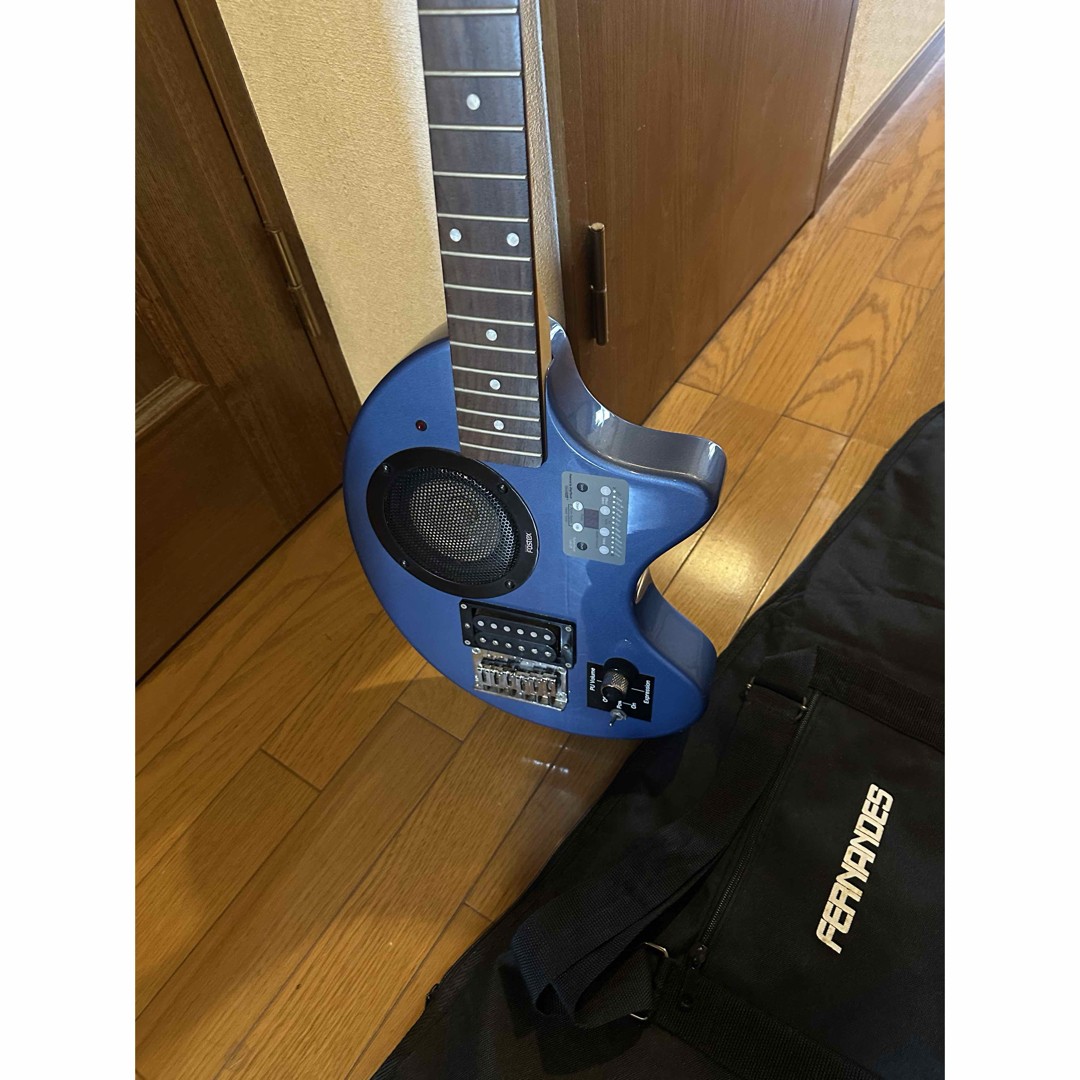 Electric Guitar Fernandes ZO-3 Digi-ZO Ultima Blue w/ Built-in Amplifier & Case