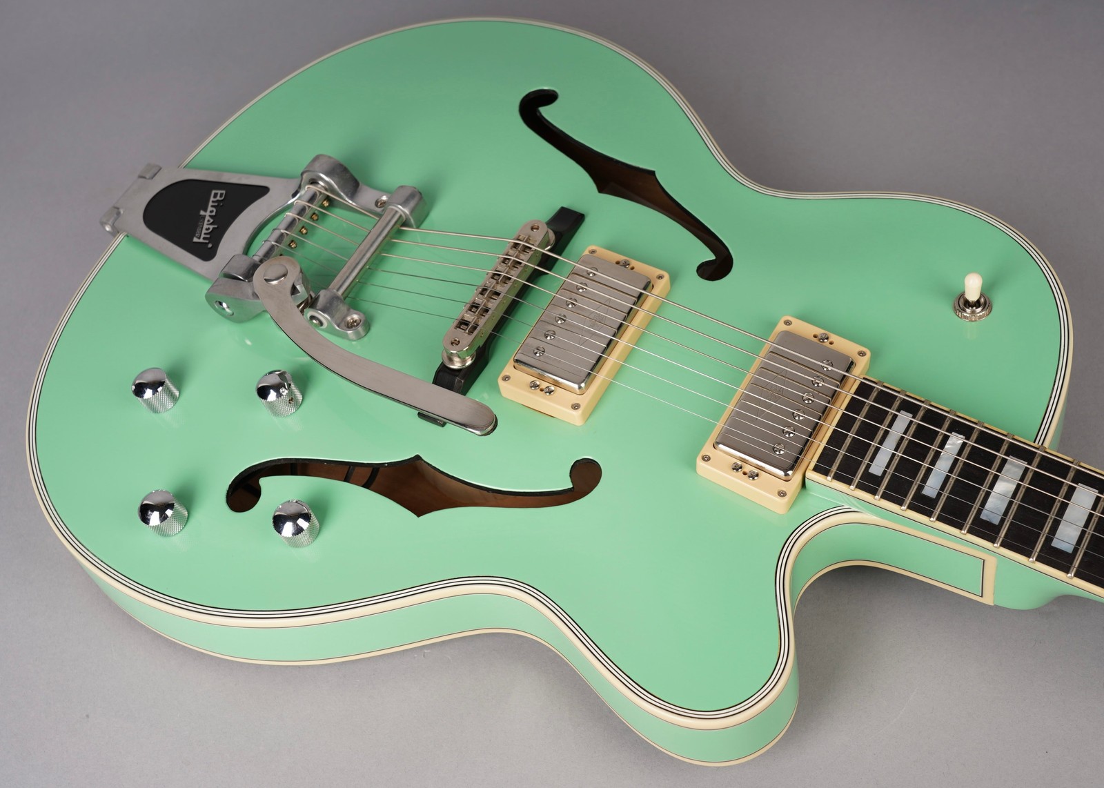 Hofner Thin President E2 – 2009 – Germany – Surf Green w/OHSC