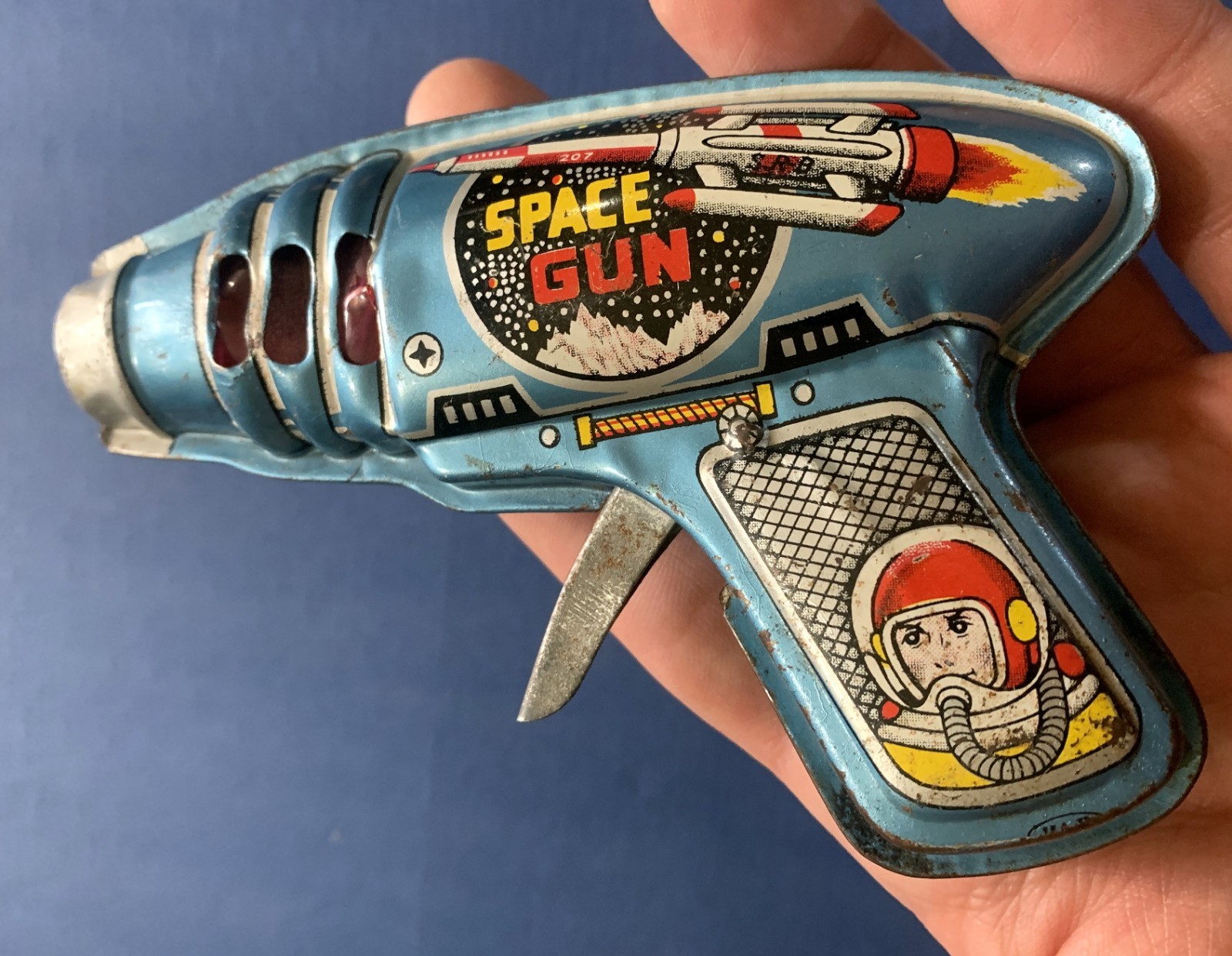 VINTAGE TIN TOY SPACE GUN JAPAN 1960s SPACE AGE