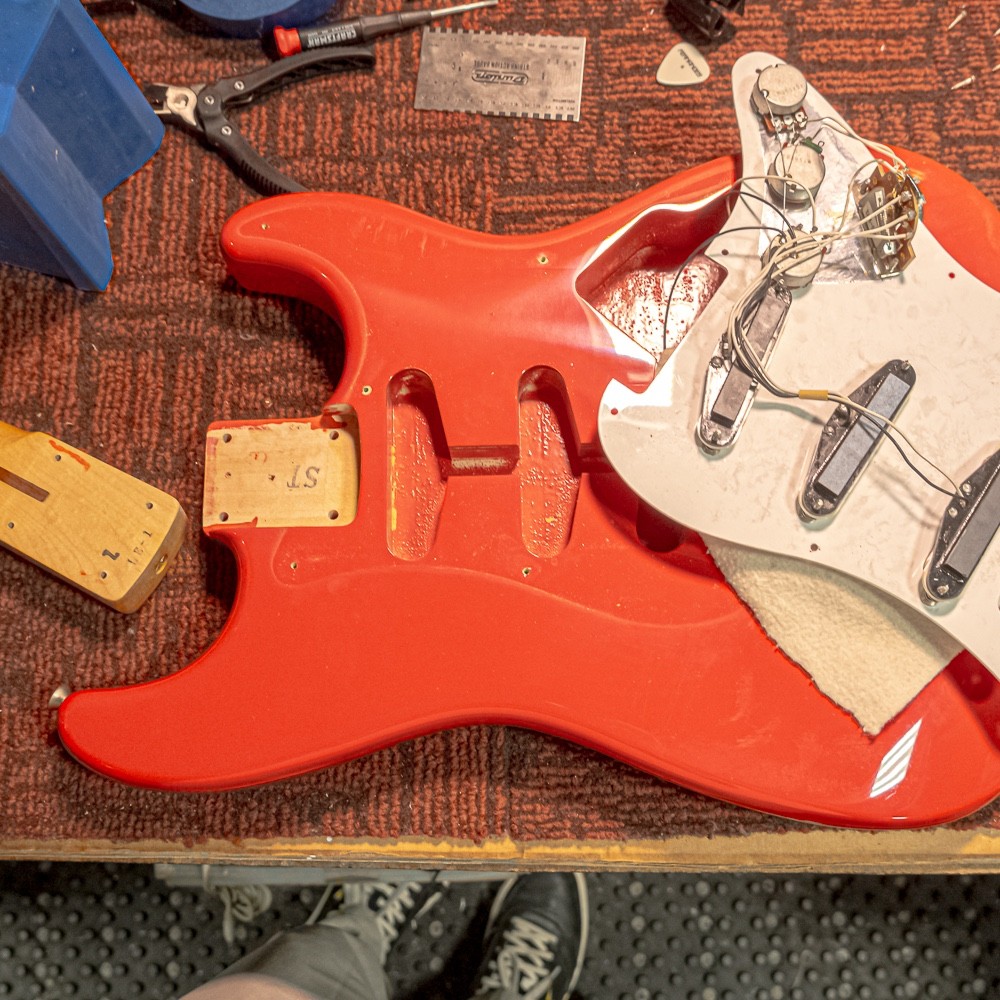Fernandes ST Stratocaster Electric Guitar MIJ Made in Japan – Red