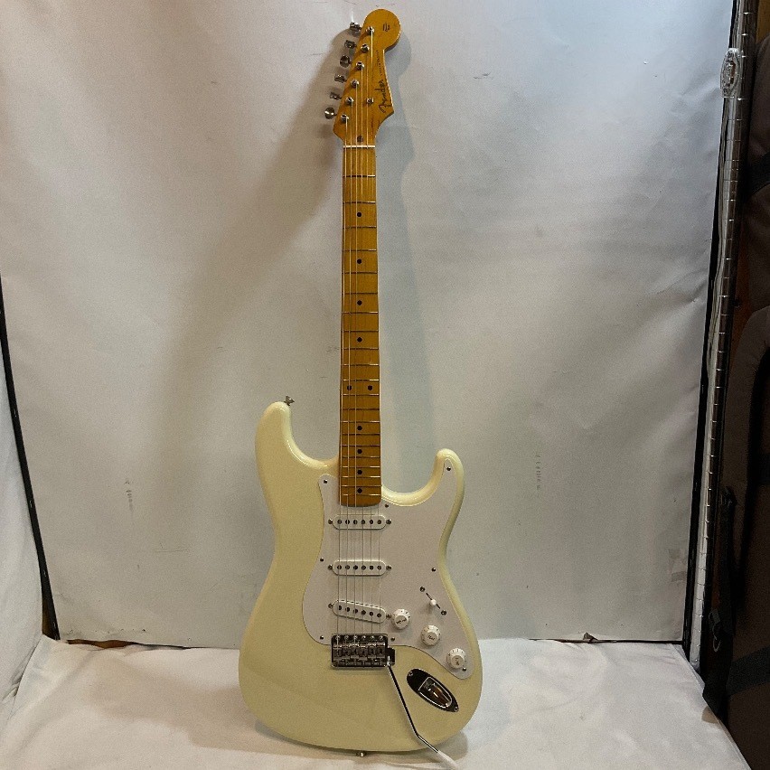 Fender Japn ST57-650 Used 1989-1990 Maple fingerboard w/Hard case