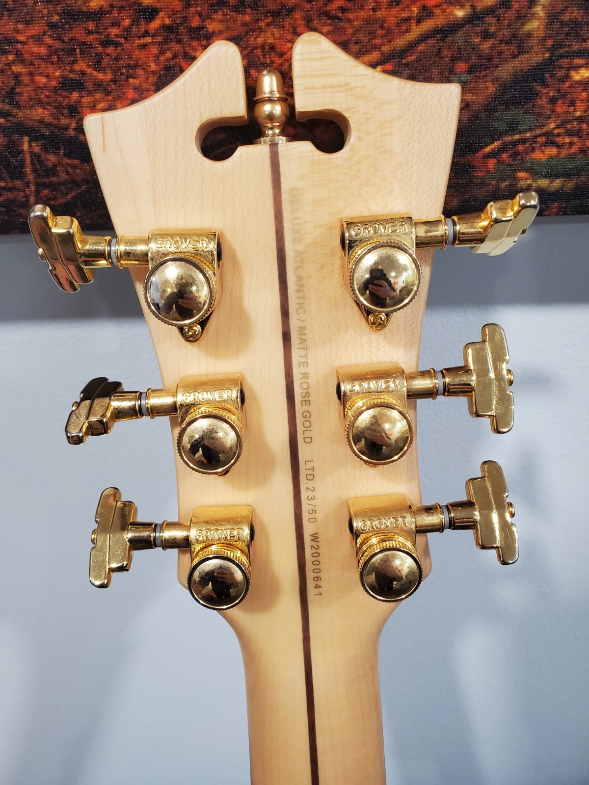 D’Angelico Deluxe Atlantic Limited Edition Electric Guitar Matte Rose Gold