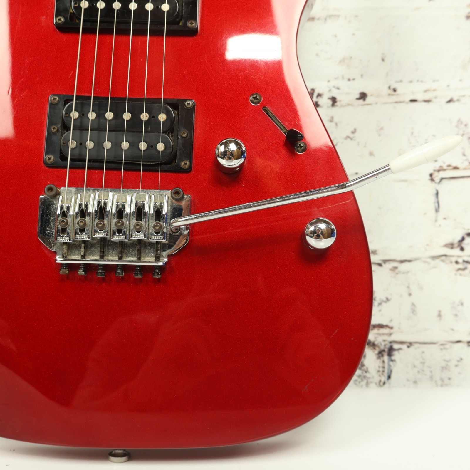 2004 Ibanez RG Series RG120 Candy Apple Red Electric Guitar