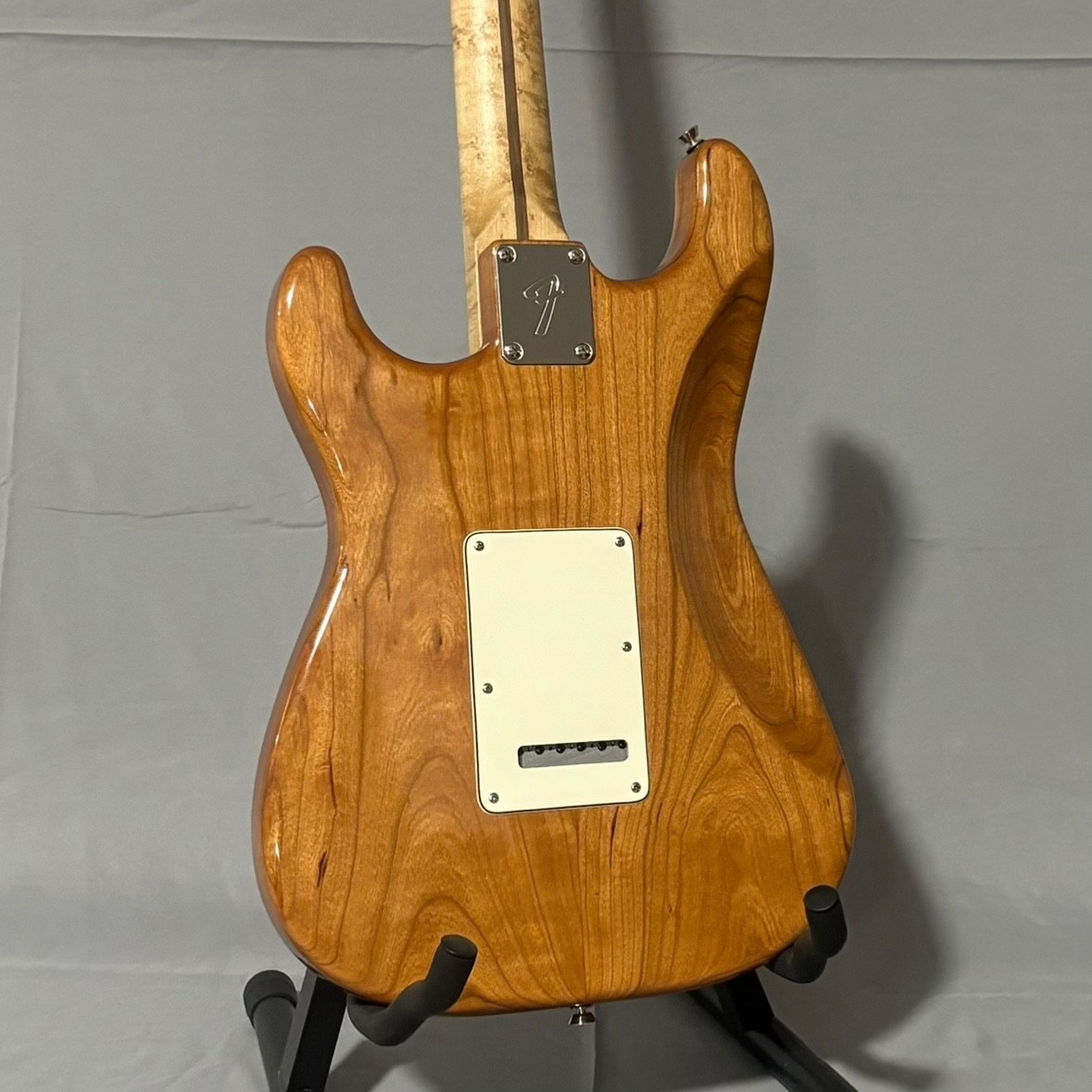 Vellvett Stratocaster + Fender Eric Clapton mod