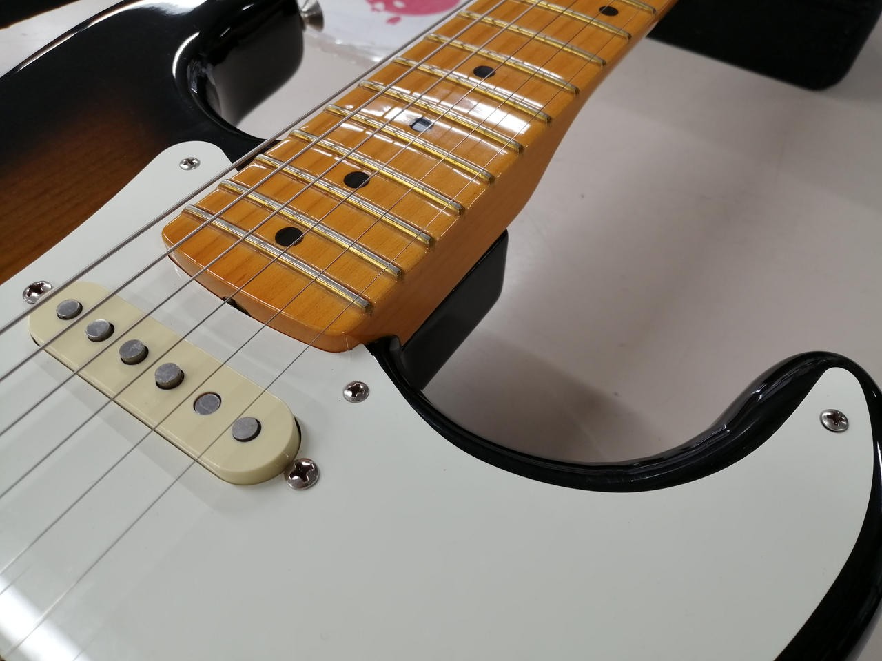 FENDER ERIC JOHNSON 1954 VIRGINIA ST Used Electric Gutiar