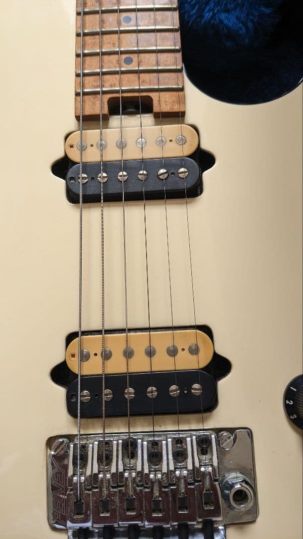 Peavey EVH Wolfgang 1997 Ivory Electric Guitar