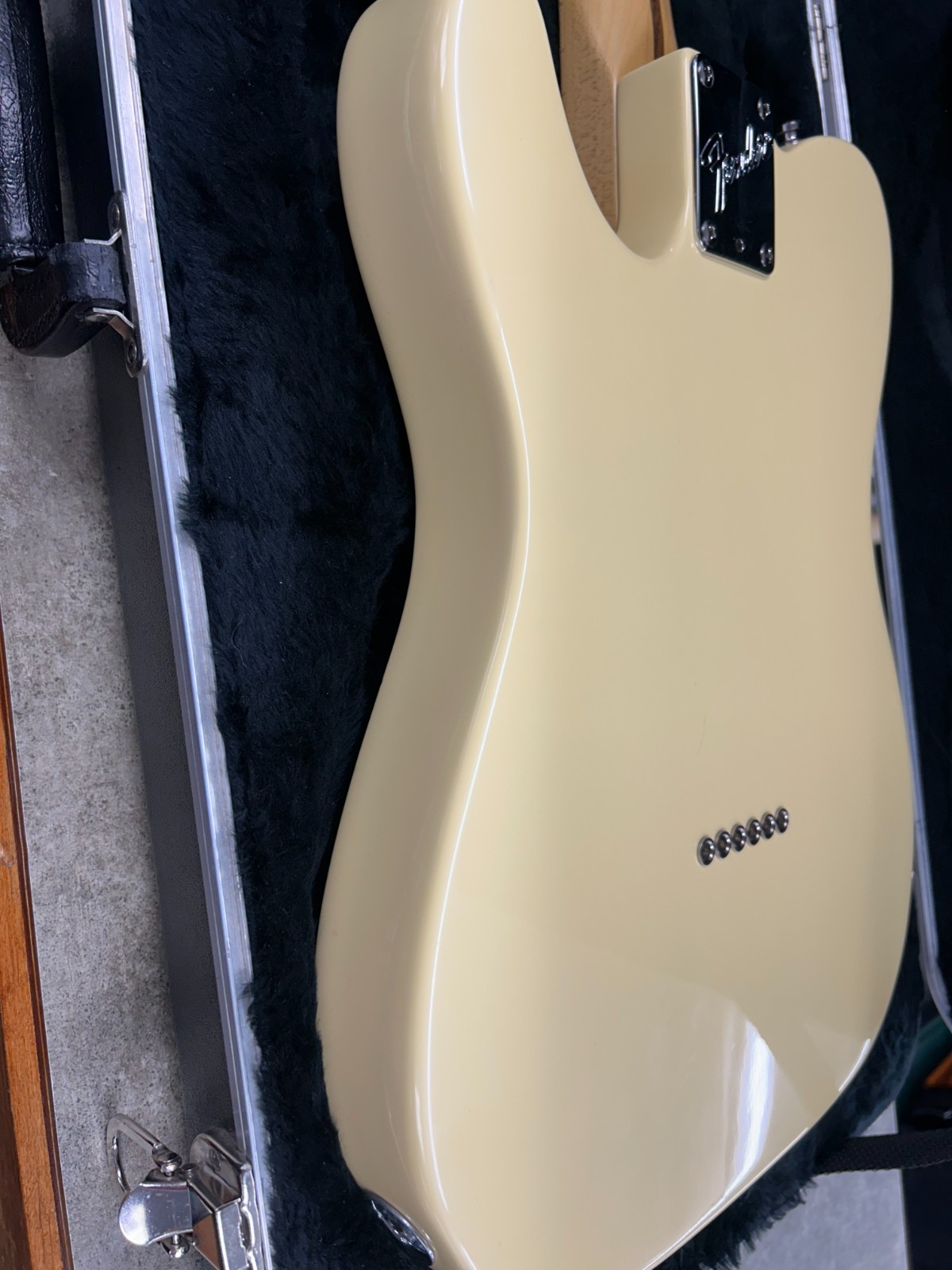 1995 Fender Telecaster Made in USA- W/ Case! Great shape!