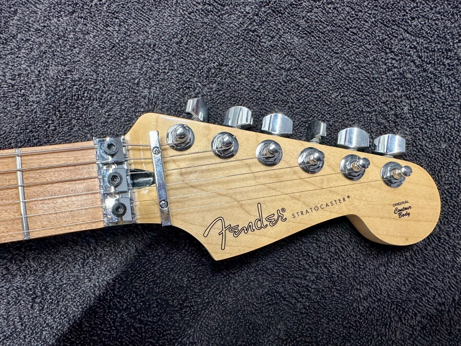 Fender Player Stratocaster Floyd Rose HSS Custom Pear Flake Super Strat finish