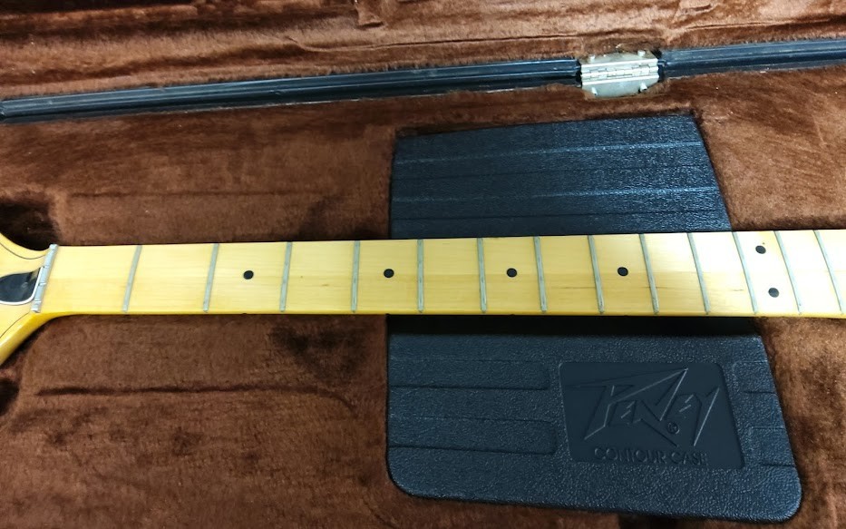 Vintage 1982 Peavey T-40 Ash&Maple Needs Restrung Very Good Condition w/Hardcase
