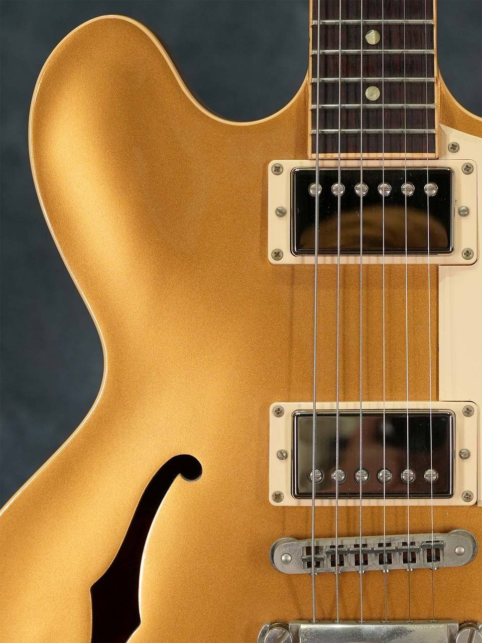 Gibson Custom Shop ES-335 Dot Plain All Gold 3.81kg 2013 Electric Guitar