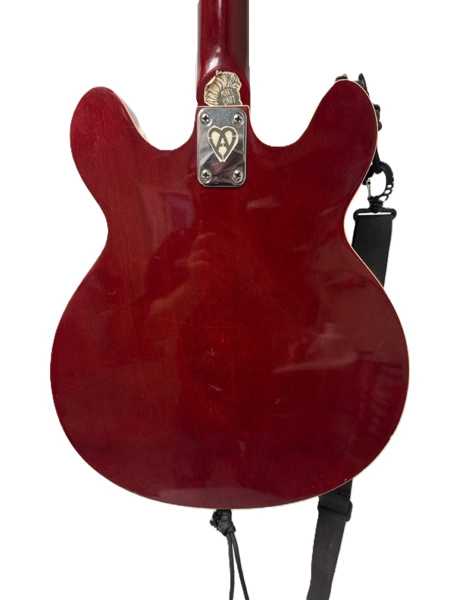 Global EA-200 Vintage Double-Cut Semi-Hollow Body Electric Guitar (RO1058094)