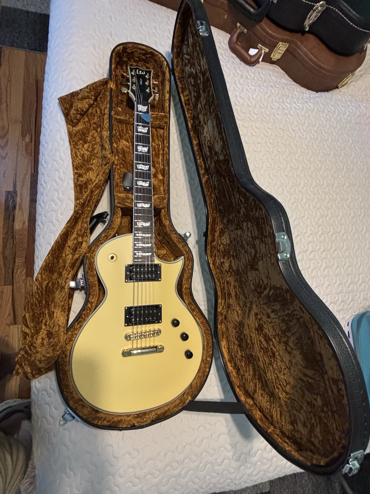 Ltd/esp 1000tcmt