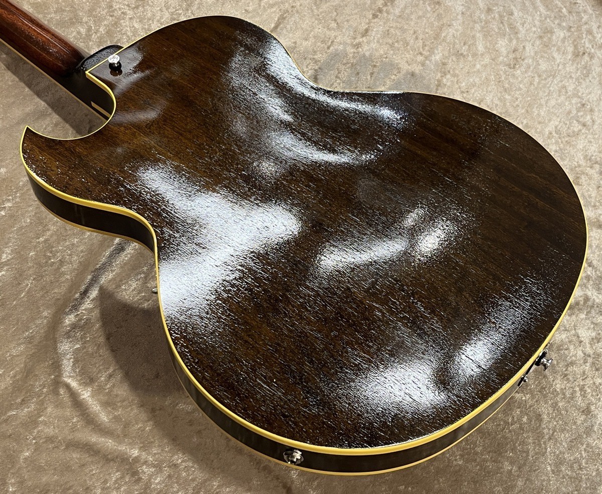 KING SNAKE NEW Curtis Tobaco Sunburst C-139 2.46kg