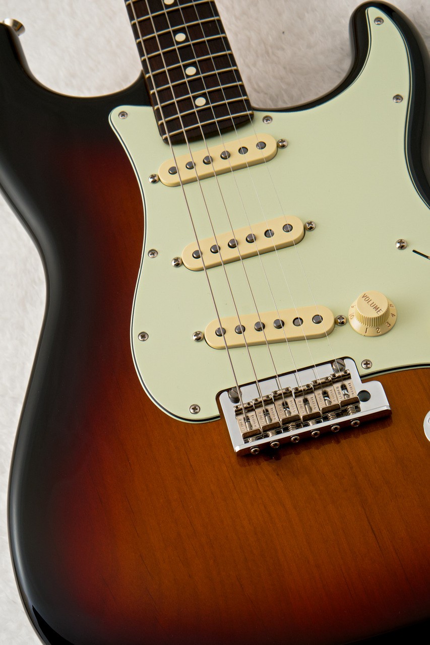 Fender AMERICAN PROFESSIONAL STRATOCASTER Mod. 3TSB 3.83kg #GGge6