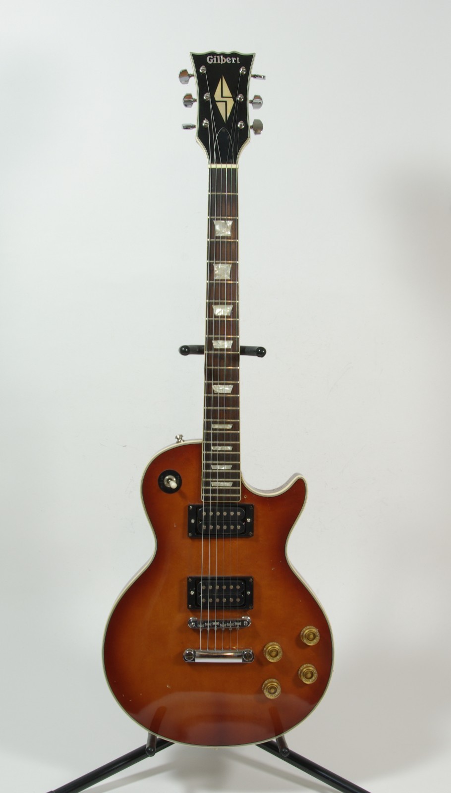 Gilbert 1970’s Les Paul Copy Guitar MIJ Rare Lawsuit-Era with new hardshell case