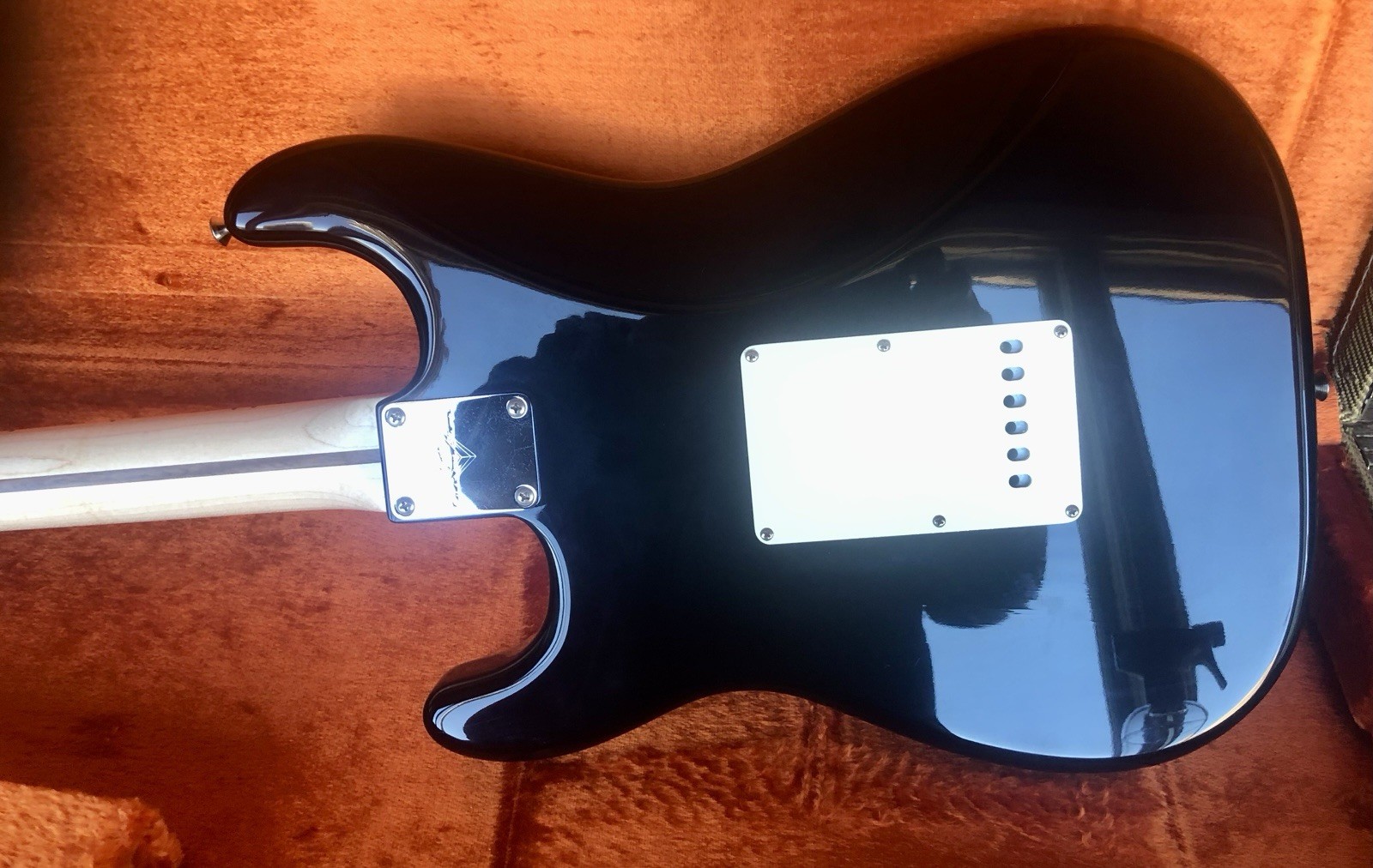 CUSTOM SHOP Fender Eric Clapton Signature Stratocaster Guitar -Blackie