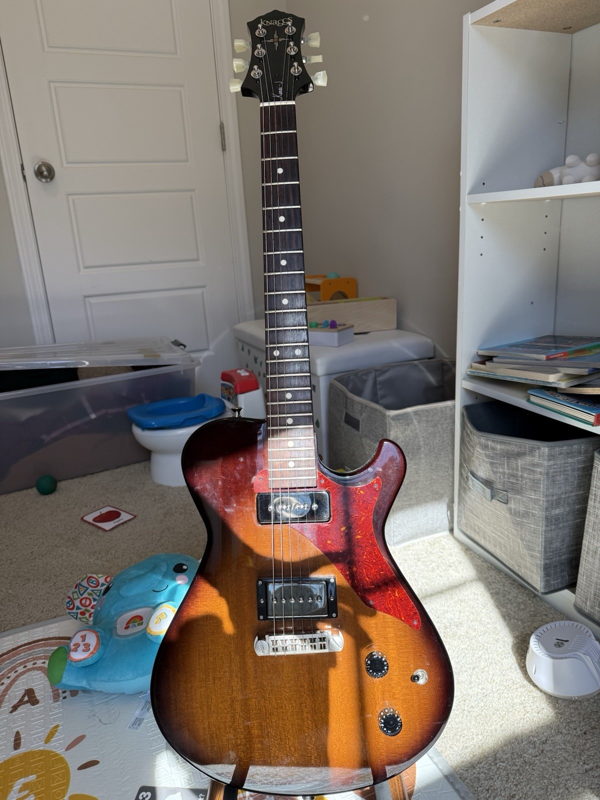 Knaggs Kenai J HP – Fralin noiseless P90s in neck and bridge