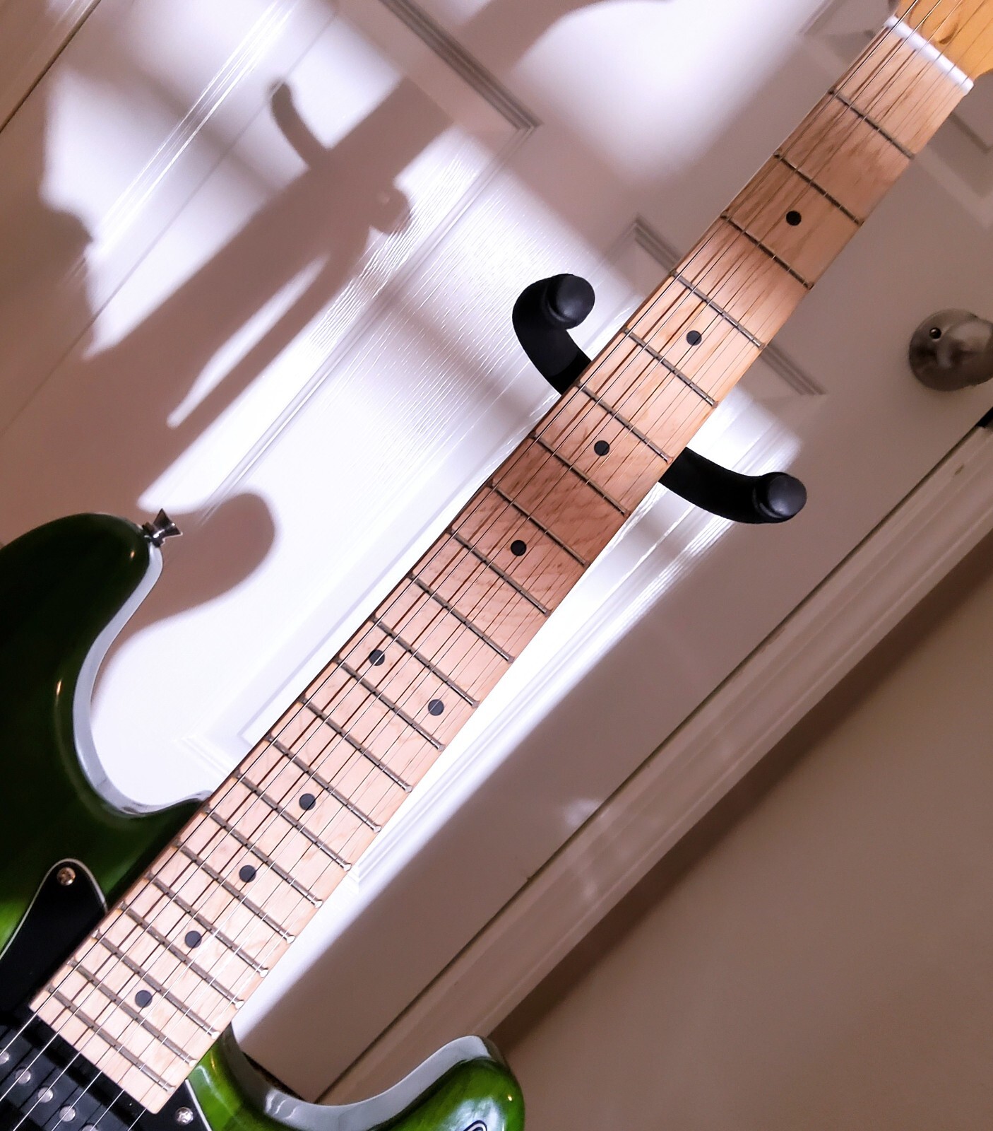 🎄HOLIDAY SALE!🎄 w/AMP! “S” Style Electric Guitar w Soft Case / Gig Bag +More!