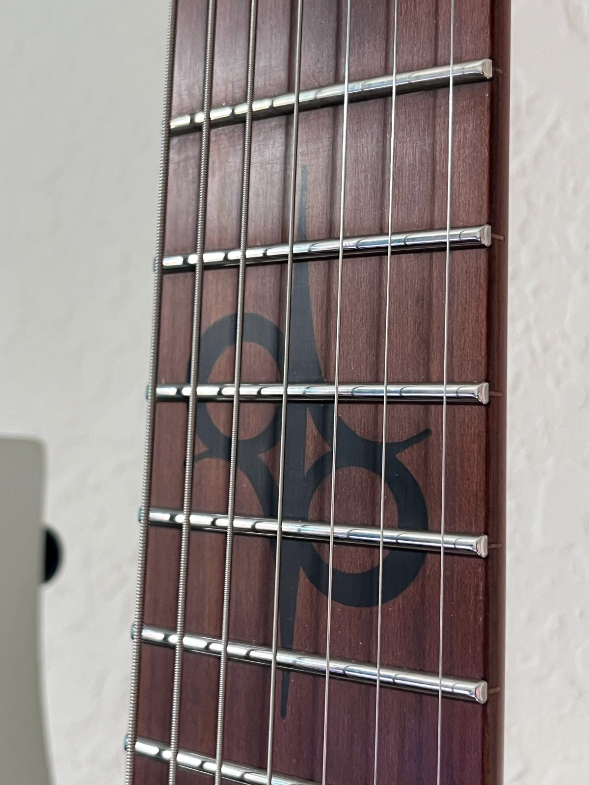 Solar AB1.7S Guitar – 7 String – Evertune + Seymour Duncan Alpha Omega w/Case