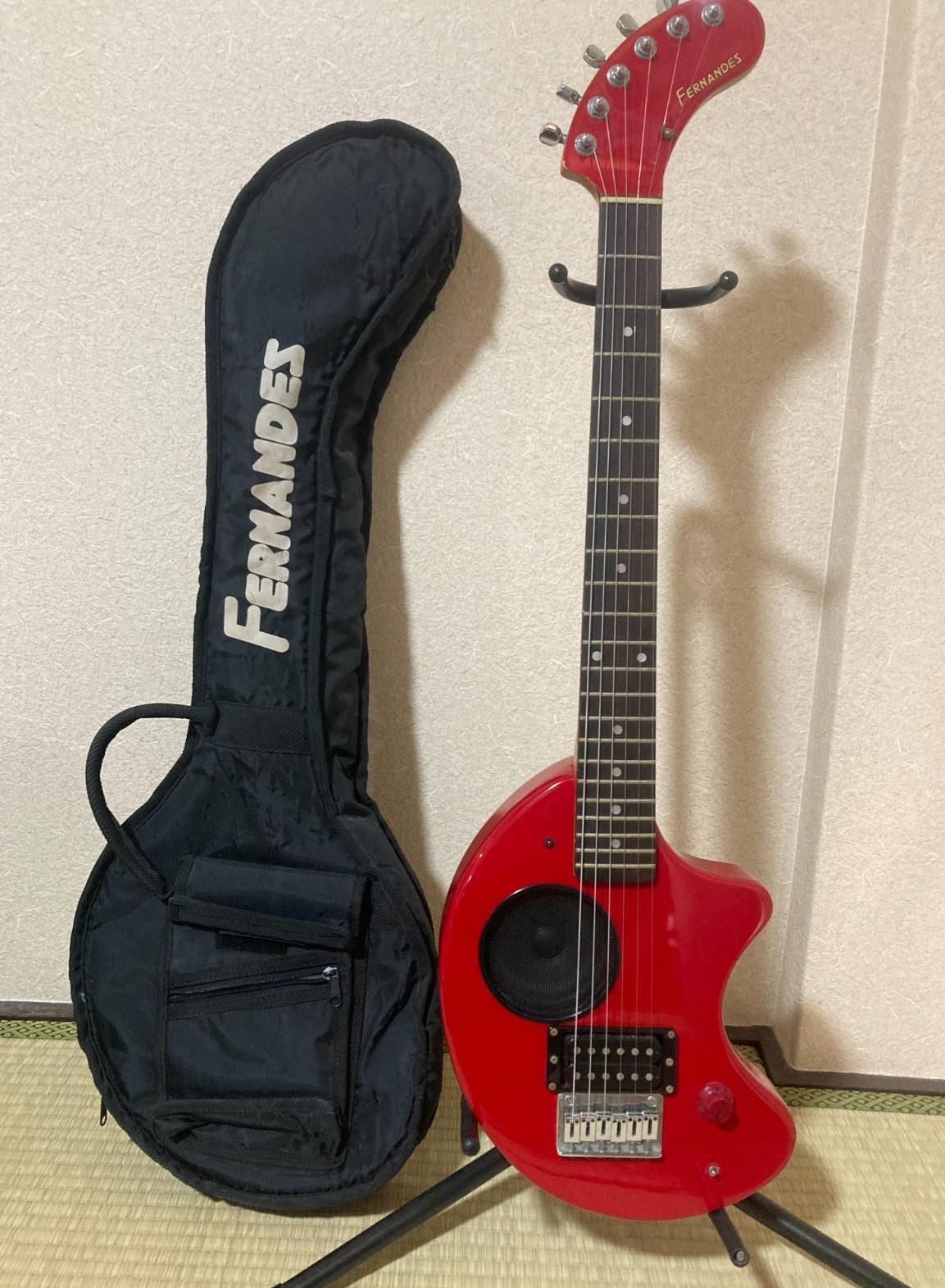 FERNANDES ZO-3 Electric Guitar With Built-In Amplifier Japan Black Zosan w/Case