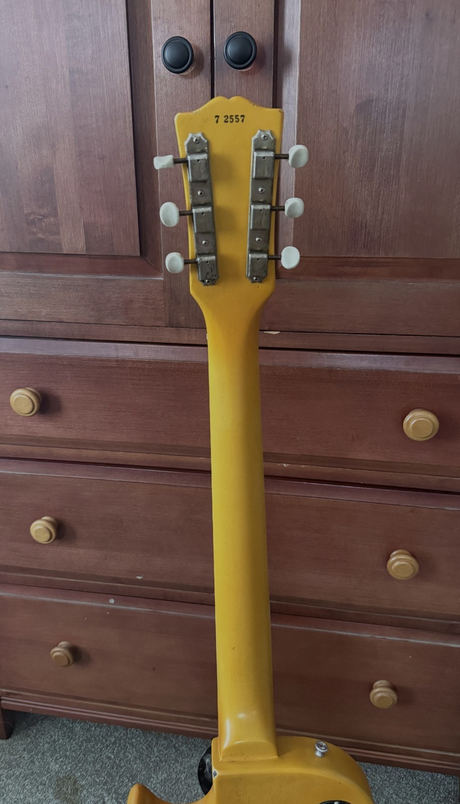 Vintage Gibson Les Paul Special – TV Yellow