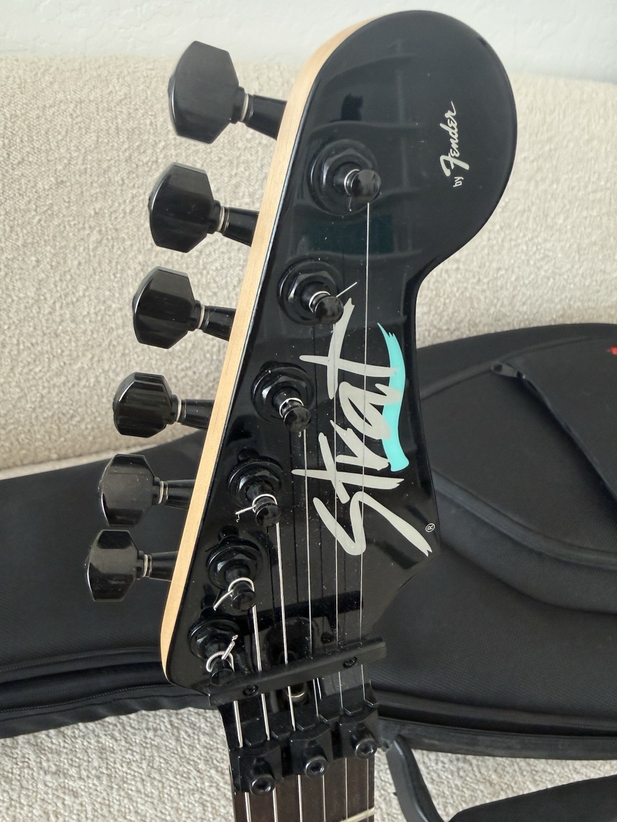 Rare MIJ Fender Strat by Fender 24-Fret HSS Floyd Rose Black w/ Gig Bag