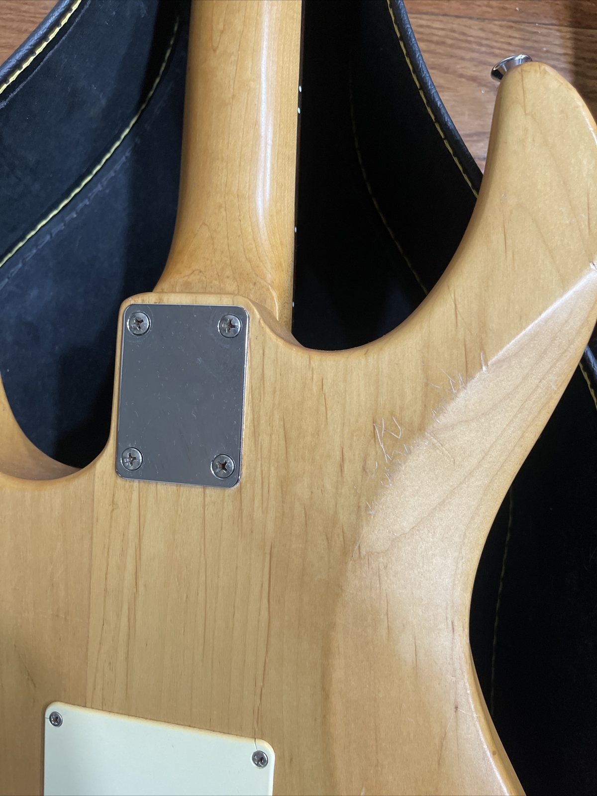 Yamaha PAC112V Double Cutaway Electric Guitar – Natural