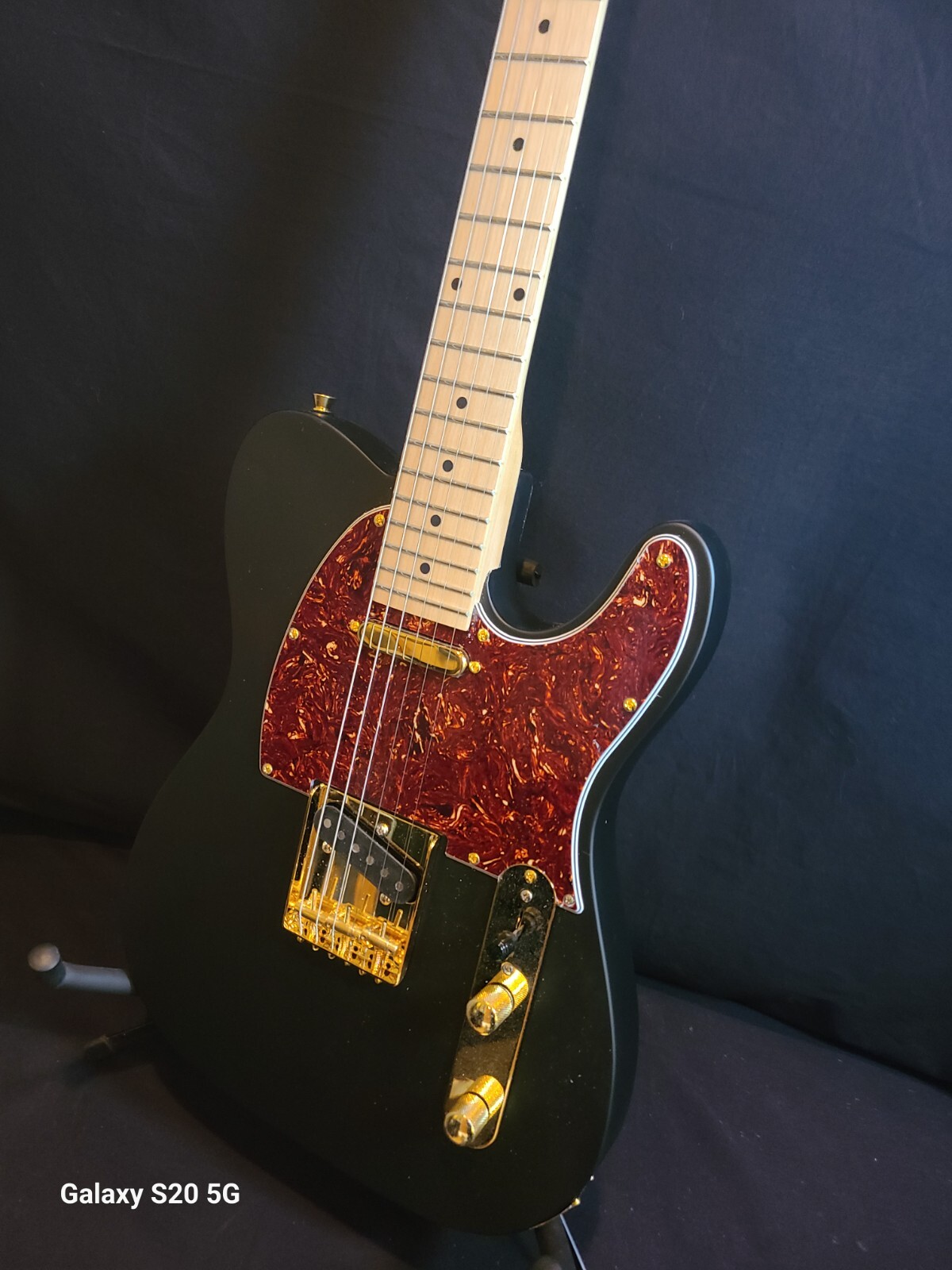 Southwest Acoustics Custom Telecaster Satin Black – Gold Standard, Full Set up