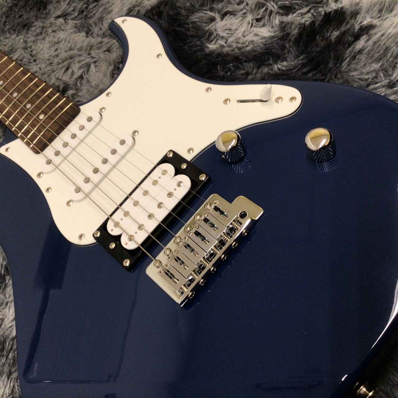 YAMAHA PACIFICA112V UTB United Blue