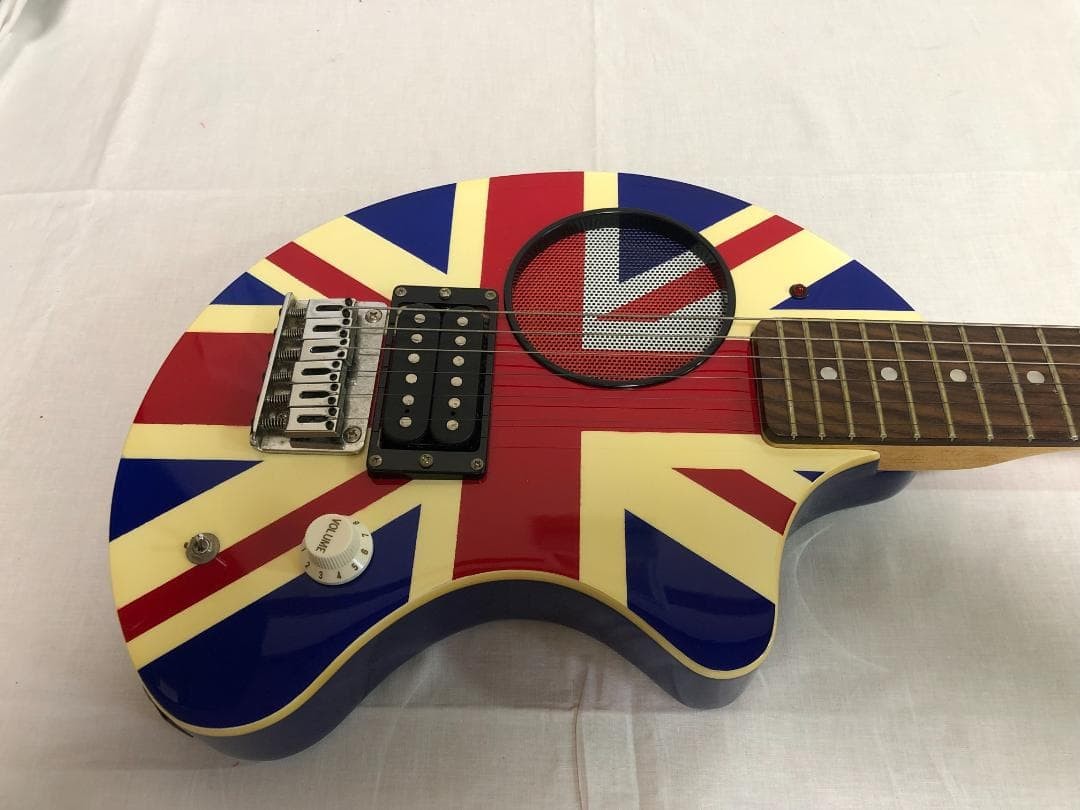 FERNANDES ZO-3 Union Jack Fernandes with built-in amplifier