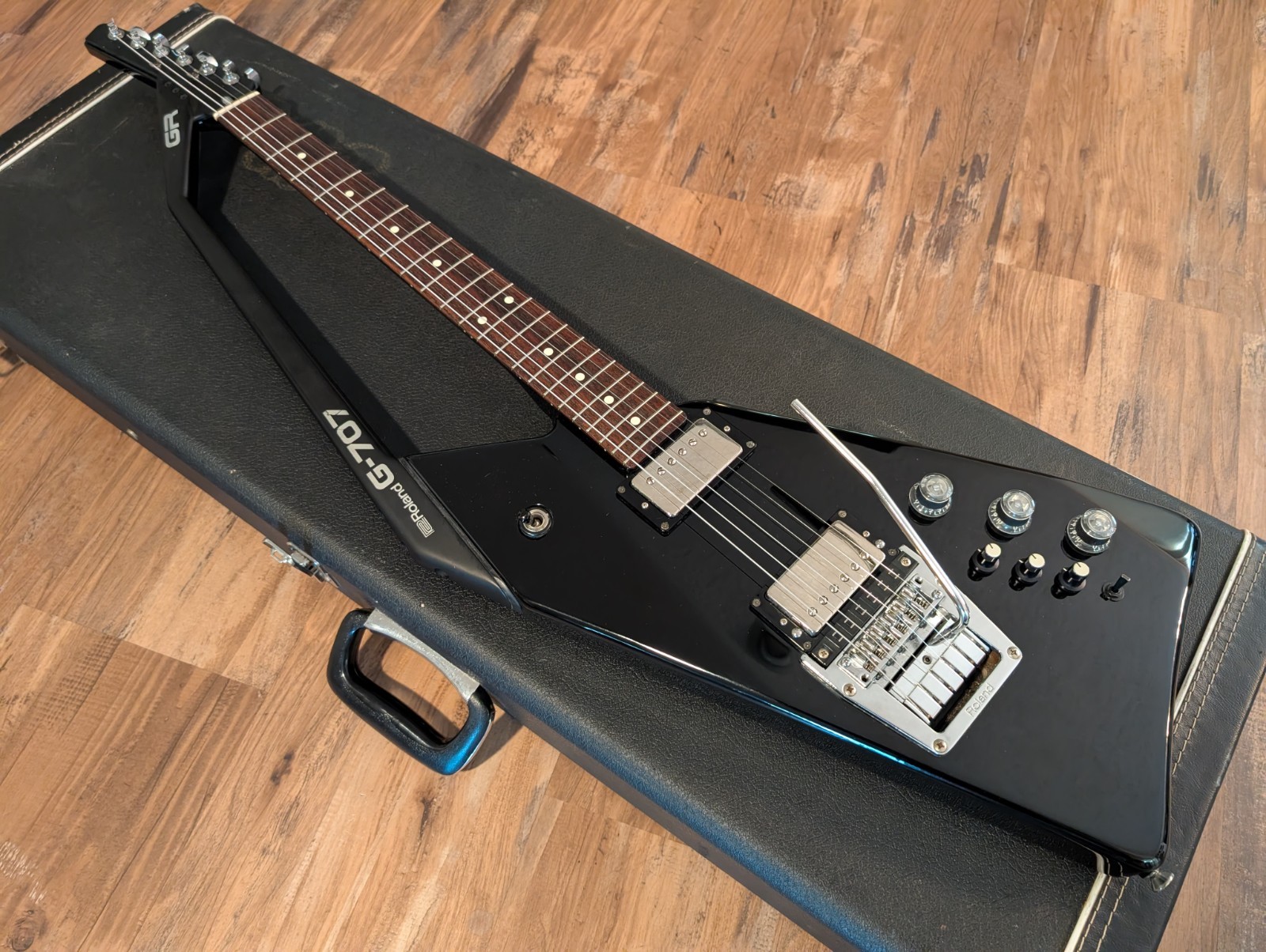 1984 Roland G-707 Electric Guitar Synth Controller Black & Very Clean W/OHSC No