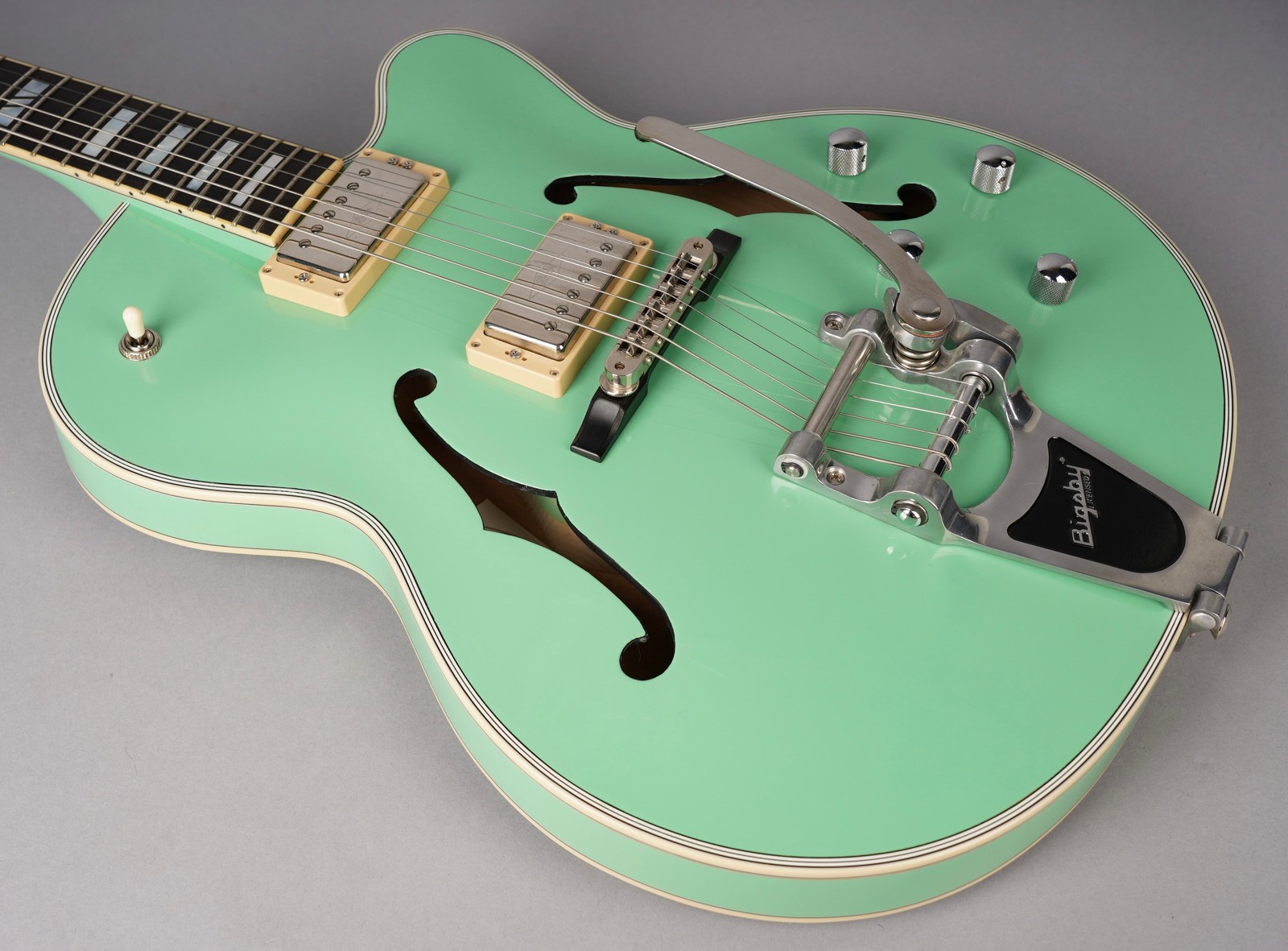 Hofner Thin President E2 – 2009 – Germany – Surf Green w/OHSC