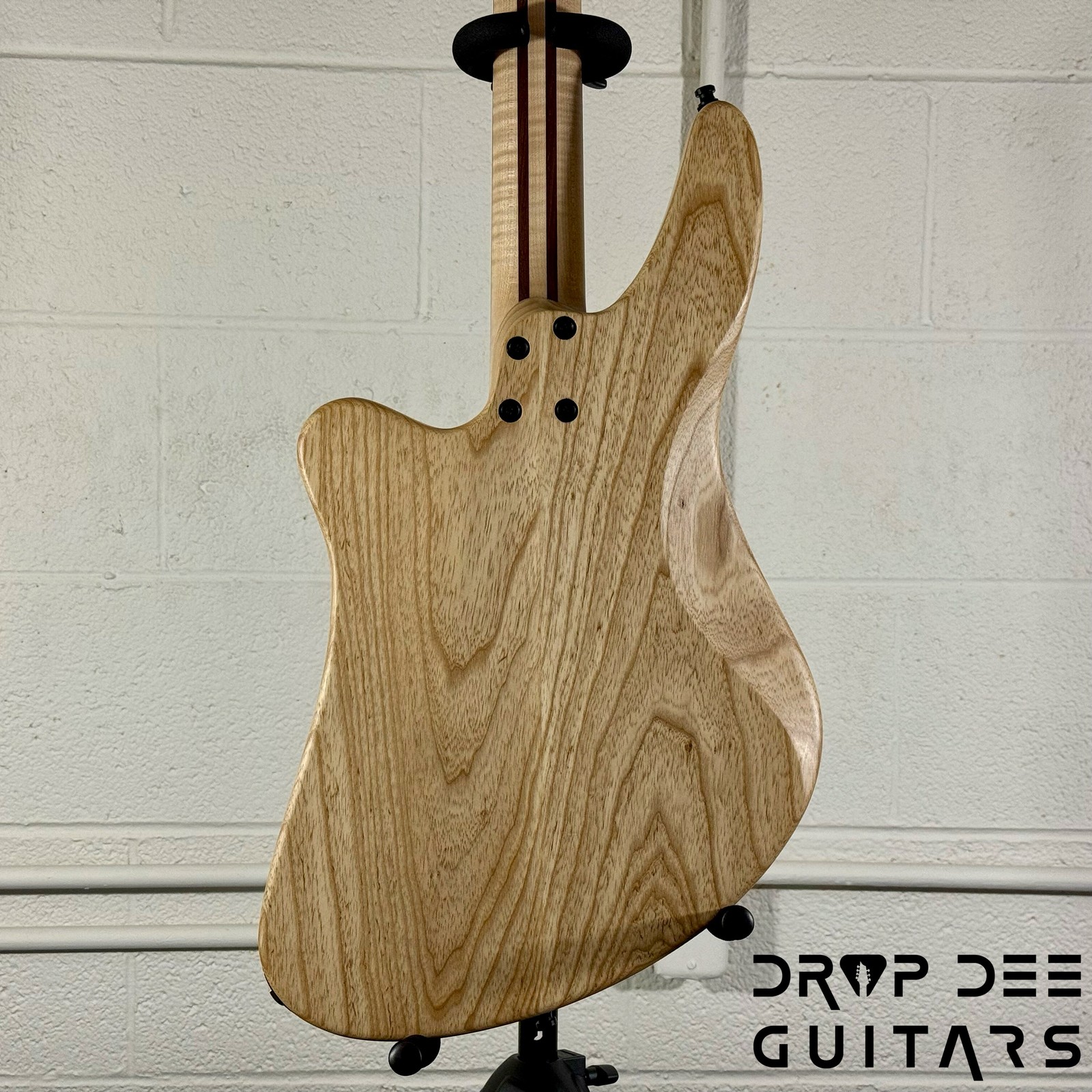 GV Guitars Vincent Baritone Electric Guitar w/ Case – Natural