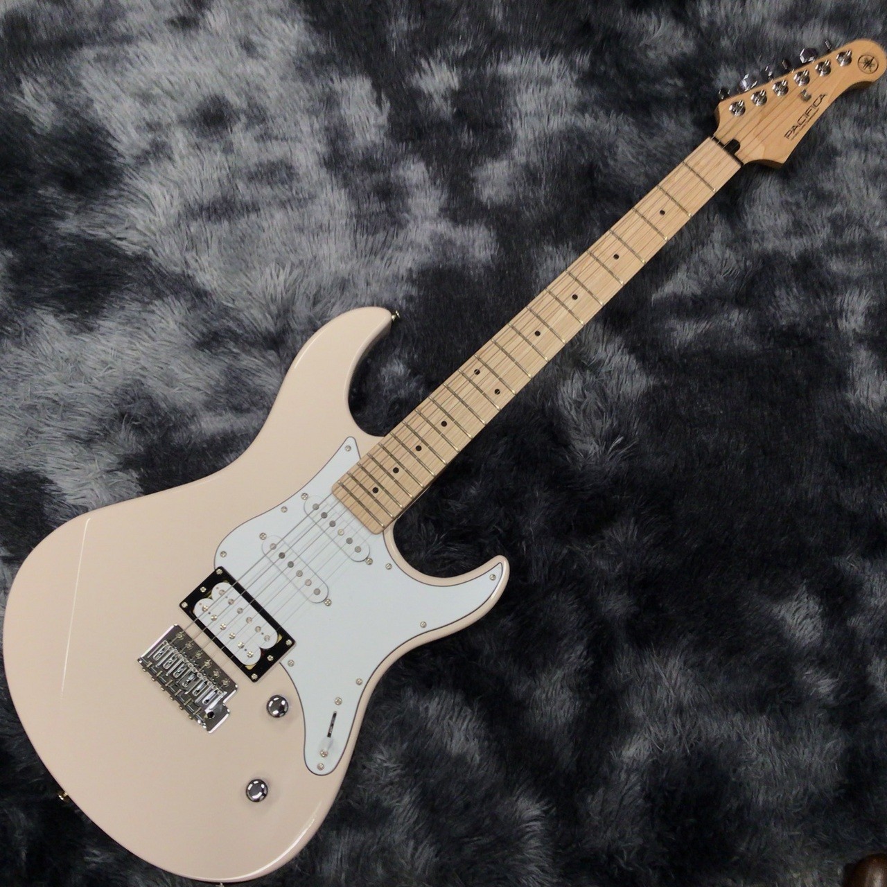 YAMAHA PACIFICA112V SOP Sonic Pink