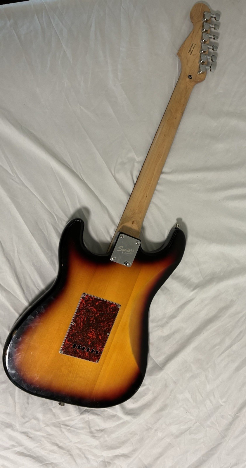 Squier Strat Electric Guitar Sunburst 6-String Solid Wood Rosewood 21-Fret