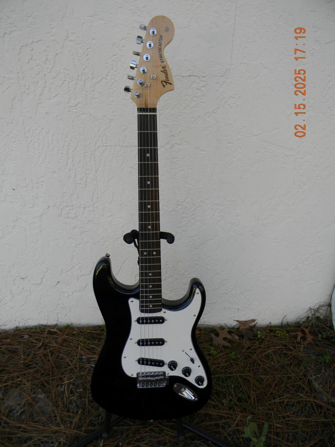 Squier “Custom Shack ” Stratocaster, Alnico 5 Pickups, Custom Wiring,Capacitor