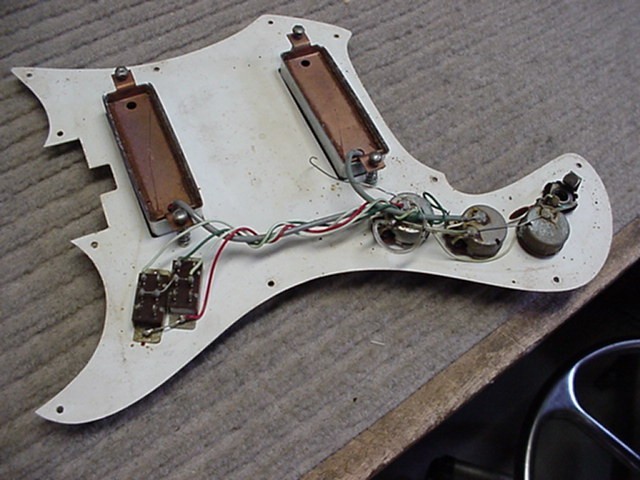 VINTAGE 60s SORRENTO KINGSTON ELECTRIC TEISCO Tortoise Pickguard & PUs knobs