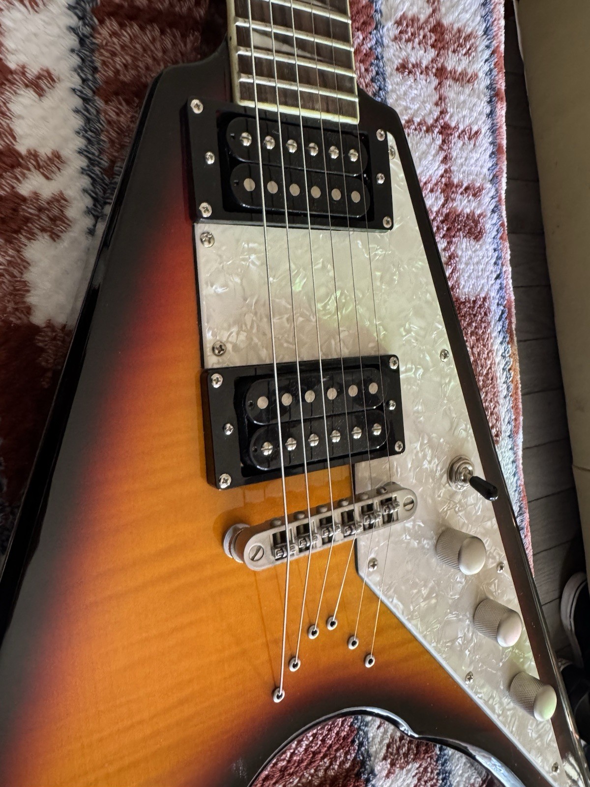 Brownsville Vintage Flying V Electric Guitar 6 String Solid Body Sunburst Tobacc