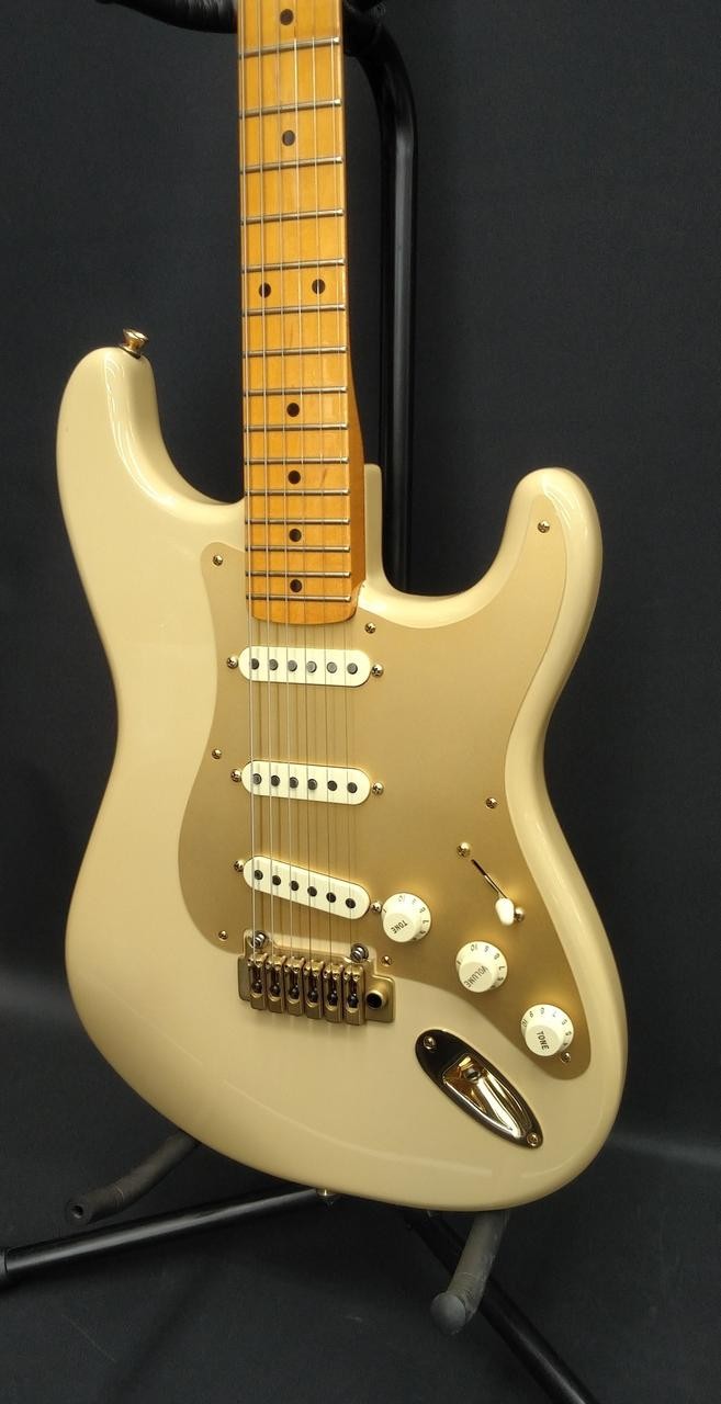 FENDER 60th C.Play 50S ST Electric Guitar