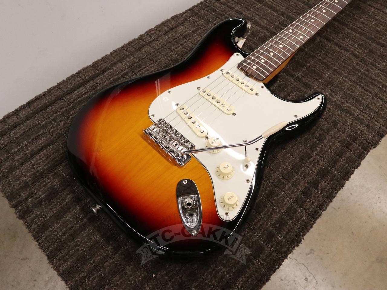 Fender Classic Series 60s Stratocaster 2005 Used Electric Guitar