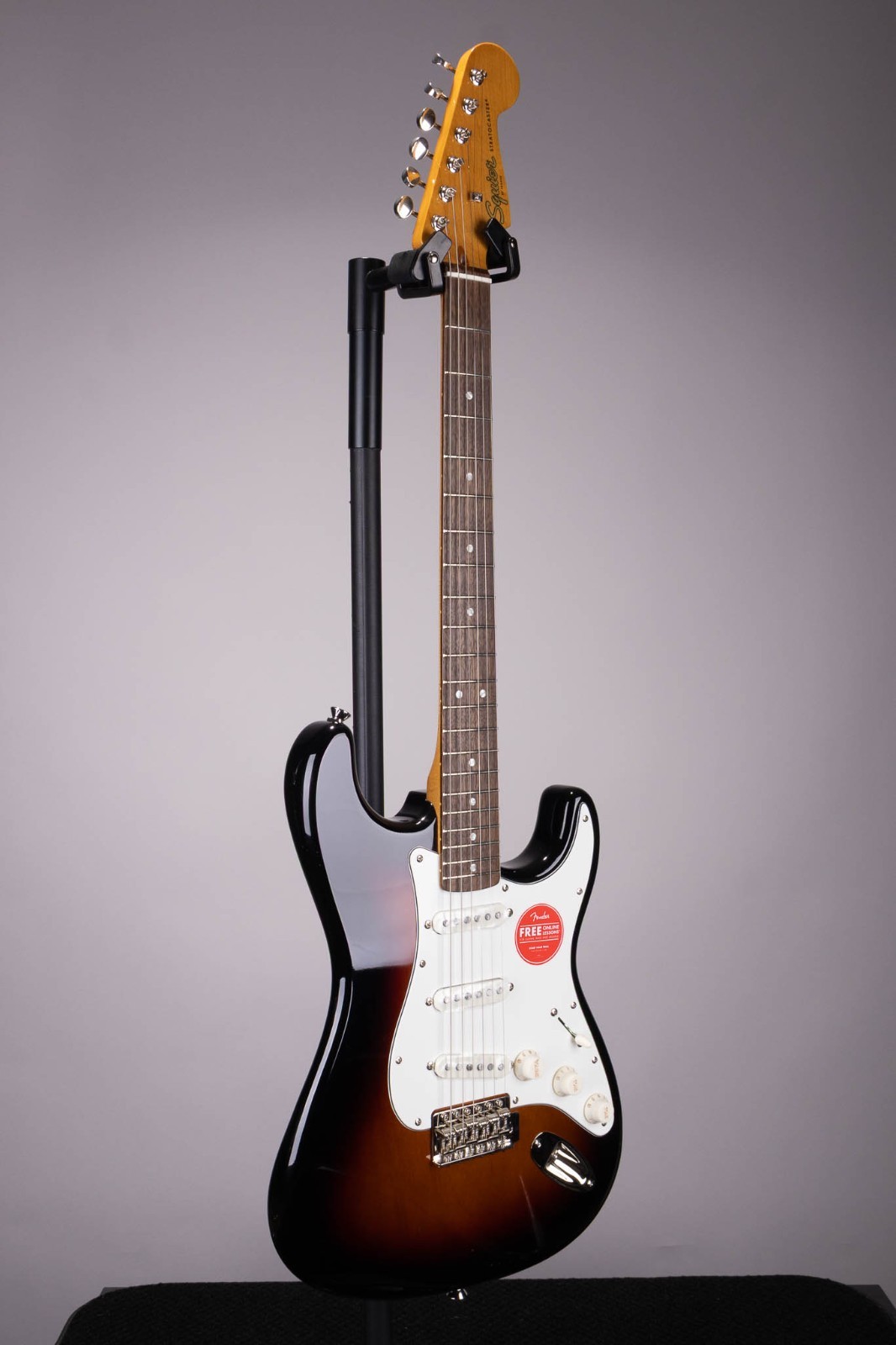 Squier Classic Vibe ’60s Stratocaster Electric Guitar 3-Color Sunburst