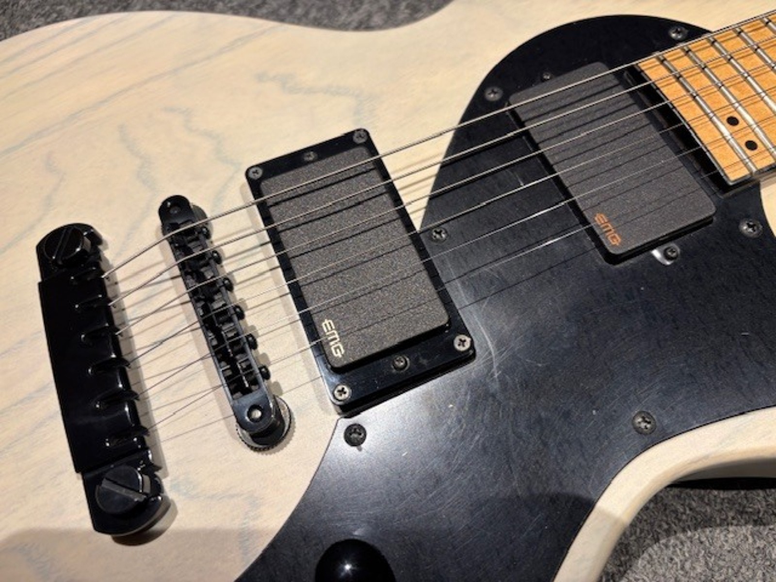 Fujigen(FGN) JFL-FT-ASH-DE664-M Used Ash Body Mahogany Neck White w/Soft Case