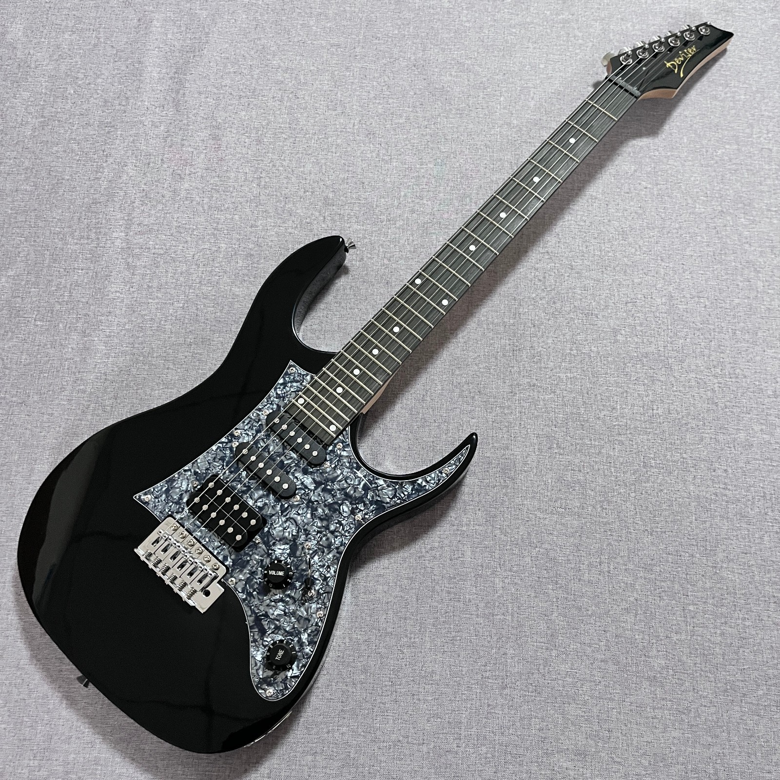 Brand New 6 String Electric Guitar SSH Pickups Black Gloss Finish maple neck 24F