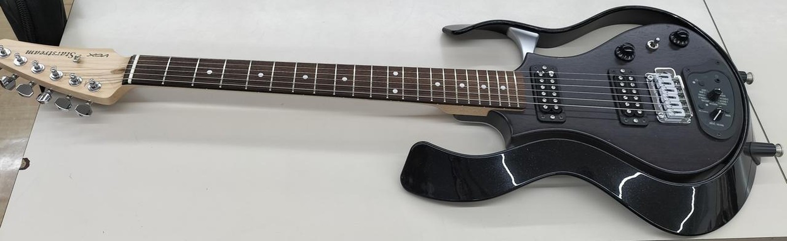 VOX VSS-1P Used Mango body Maple neck Rosewood fingerboard Black w/Soft case