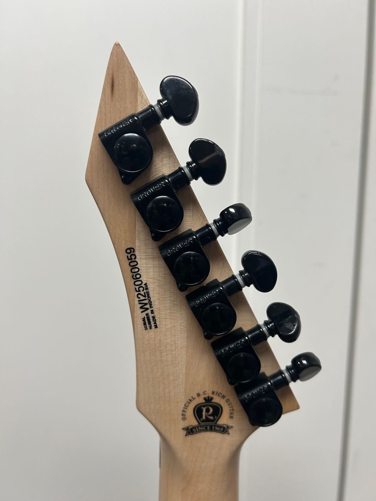 BC Rich Gunslinger II Prophecy Left Handed Electric Guitar – Black