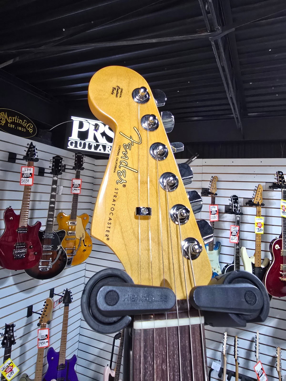 Fender Am Pro II Strat Left Handed- Miami Blue w/Rosewood + FREE Plek #693